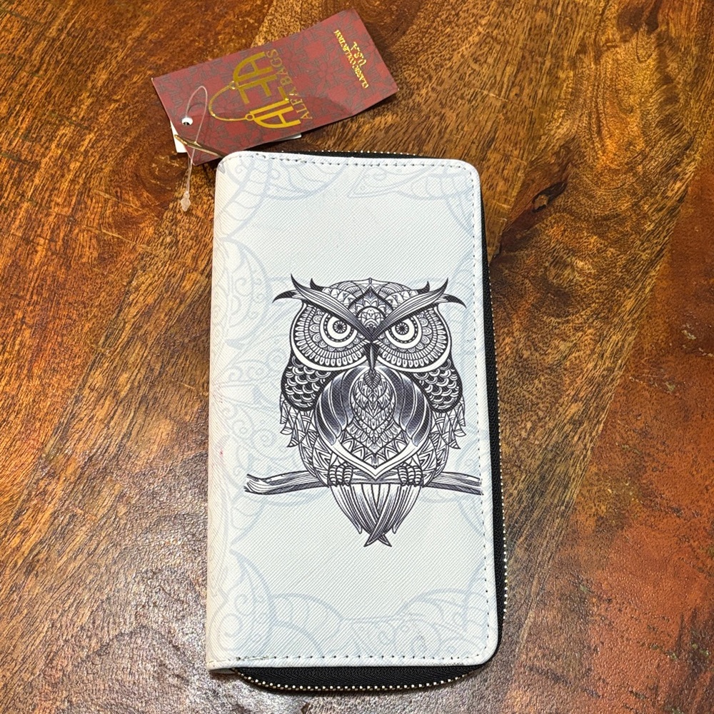 NWT Alfa Bags Owl Design Wallet